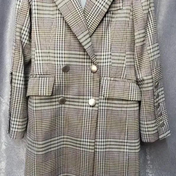 [BUNJANG] Double-Breasted Check Long Coat / 체크 더블 버튼 롱 코트