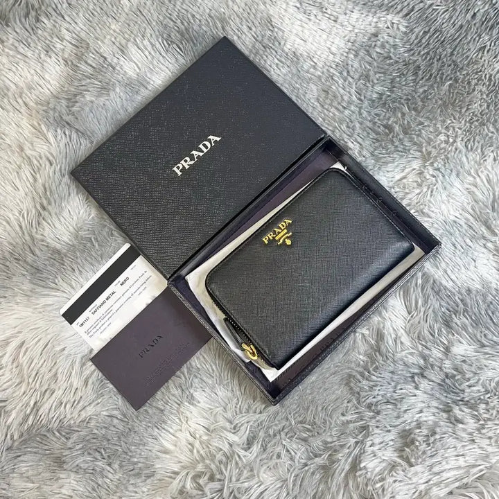 [BUNJANG] Prada Saffiano Black Zip Wallet / [OS,새상품] 프라다 샤피아노 블랙 지퍼 반지갑