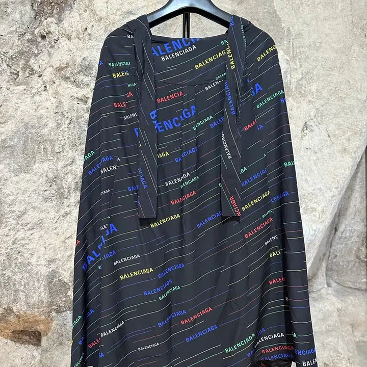 [BUNJANG] Balenciaga Multi Logo Long Sleeve Blouse / 발렌시아가 멀티 로고 롱슬리브 블라우스