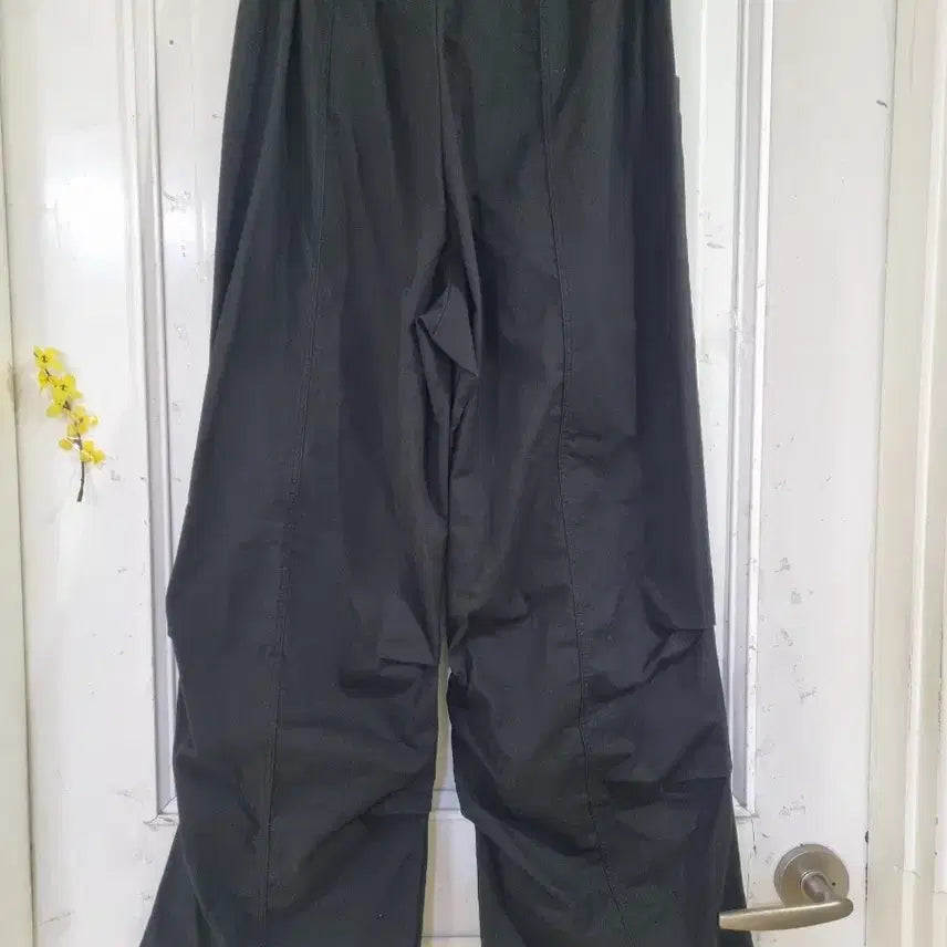 [BUNJANG] Wide Banded Cotton Pants / 요즘유행하는  봄검정. 와이드. 밴딩. 면. 통바지 깨끗해요