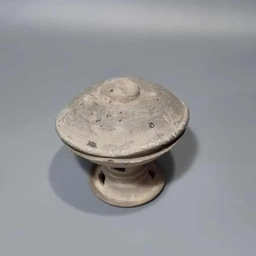 [BUNJANG] Gaya Pottery Unique Wrinkled Genuine Footed Plate / 가야토기 개성만점 쭈글이 진품 굽다리접시. 지름13 고12