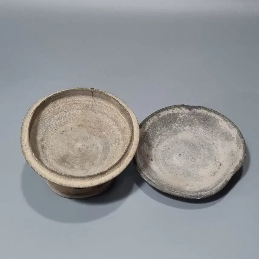 [BUNJANG] Gaya Pottery Unique Wrinkled Genuine Footed Plate / 가야토기 개성만점 쭈글이 진품 굽다리접시. 지름13 고12