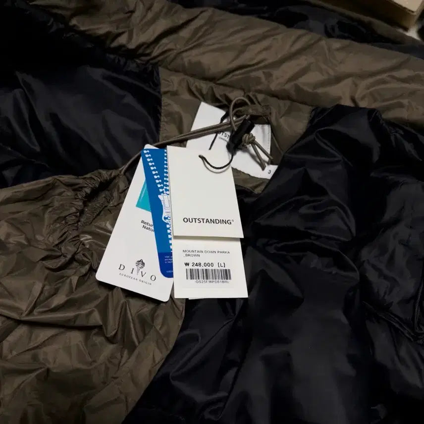 [BUNJANG] Outstanding L Size Padded Jacket / 아웃스탠딩 패딩 L사이즈 판매 합니다