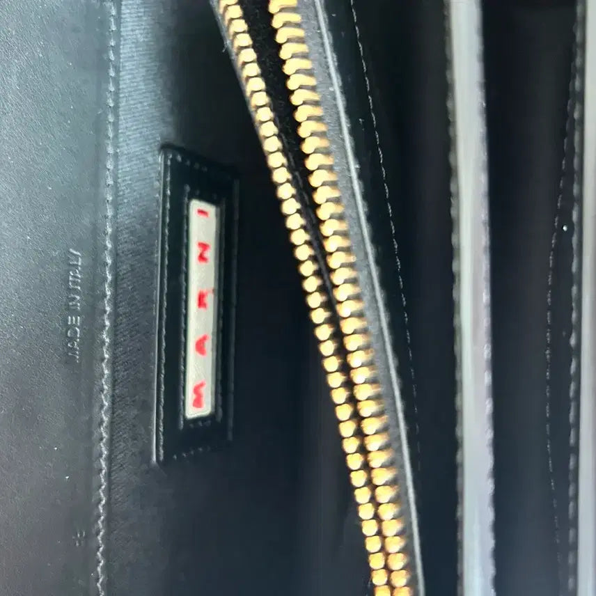 [BUNJANG] Marni East West Shoulder Bag / 마르니 이스트웨스트 숄더백
