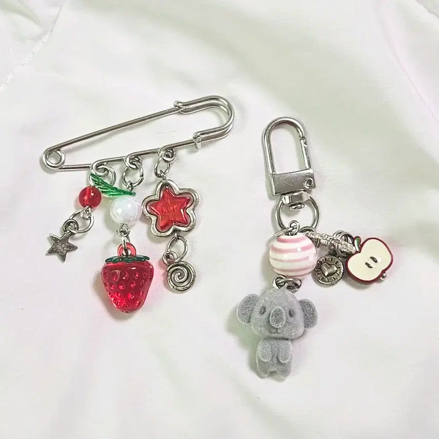 [BUNJANG] Koala & Strawberry Bead Keychain Bundle / 비즈 키링&핀 일괄