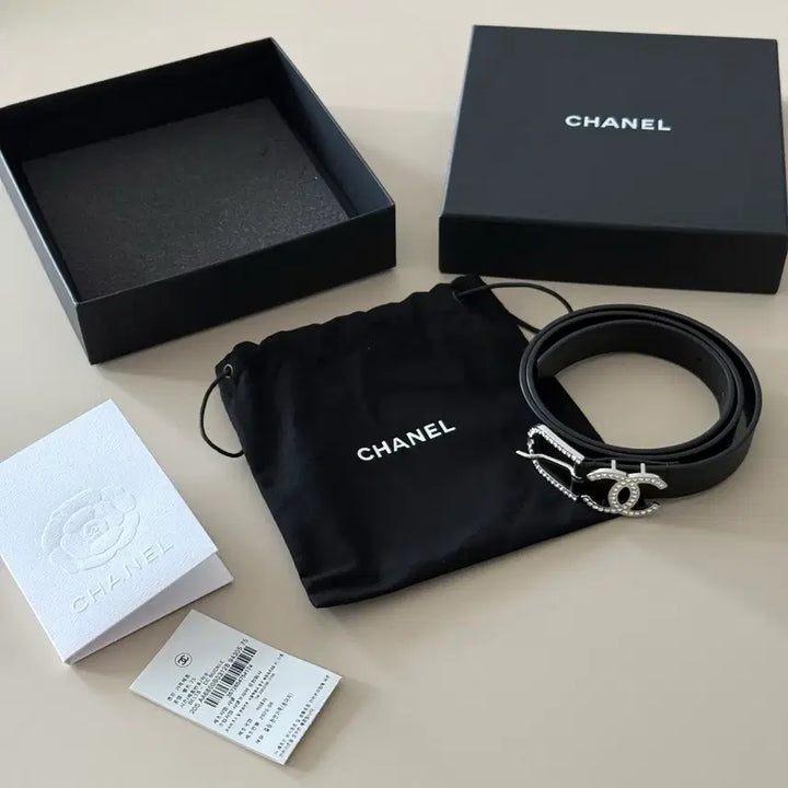 [BUNJANG] Chanel Cubic Leather Belt / 샤넬 큐빅 가죽 벨트