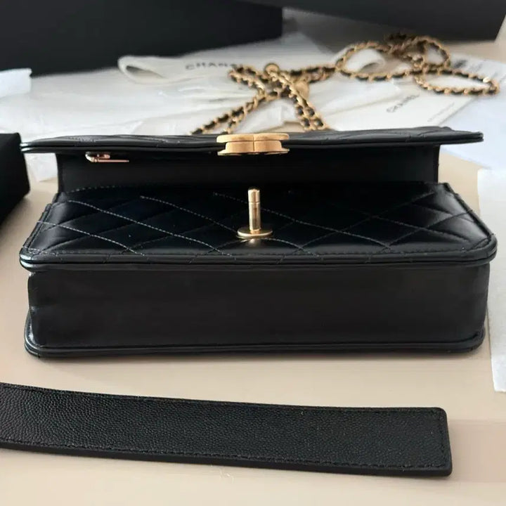 [BUNJANG] Chanel Broadcast WOC / (550만원)샤넬 줄조절 공방 woc