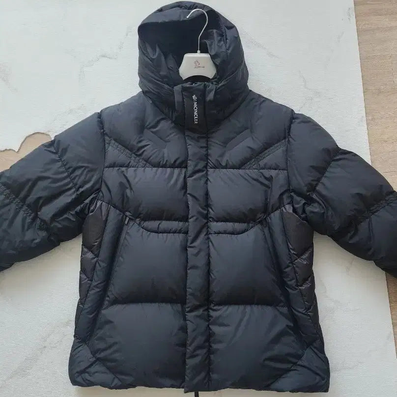 [BUNJANG] Moncler Jarama Jacket Size 5 / 몽클레르 자르마 JARAMA 5사이즈