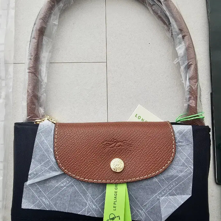[BUNJANG] Longchamp Le Pliage Long Handle Tote Bag Set / 롱샴 르플리아쥬 롱핸들 블랙(L)+ 키링 쇼핑백 풀세트