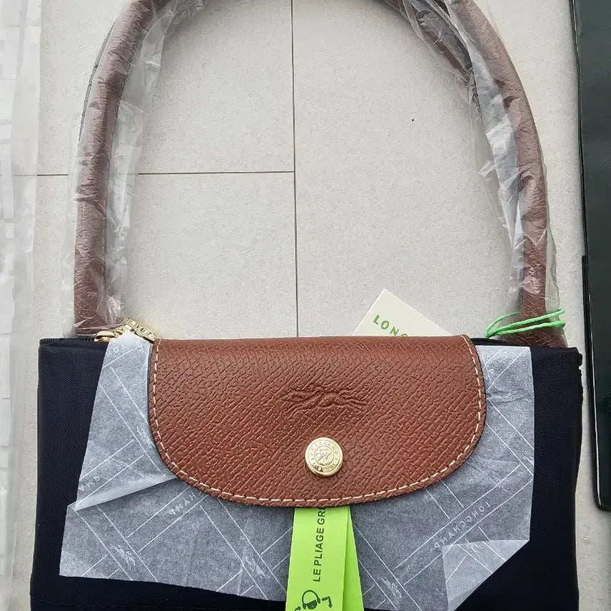 [BUNJANG] Longchamp Le Pliage Long Handle Tote Bag Set / 롱샴 르플리아쥬 롱핸들 블랙(L)+ 키링 쇼핑백 풀세트
