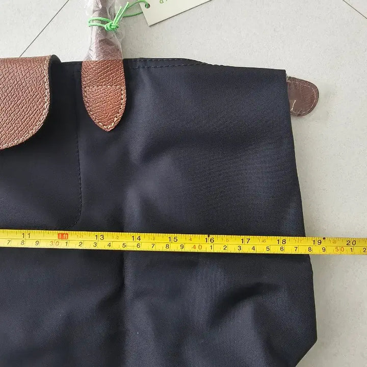 [BUNJANG] Longchamp Le Pliage Long Handle Tote Bag Set / 롱샴 르플리아쥬 롱핸들 블랙(L)+ 키링 쇼핑백 풀세트