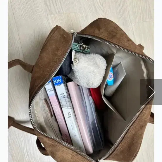 [BUNJANG] IVE Suede Shoulder Bag / 이프 스웨이드 숄더백