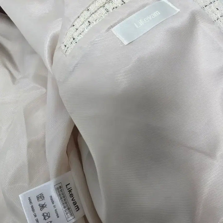 [BUNJANG] Likevamp Tweed Short Blouson / 라이크뱀 트위드 숏 블루종