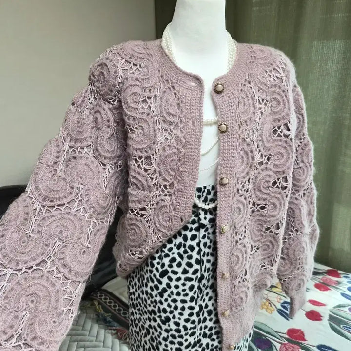 [BUNJANG] Loose Fit Embroidered Knit Jacket / [특가] 고퀄라인 전체 모티브자수 디테일 루즈핏 니트자켓