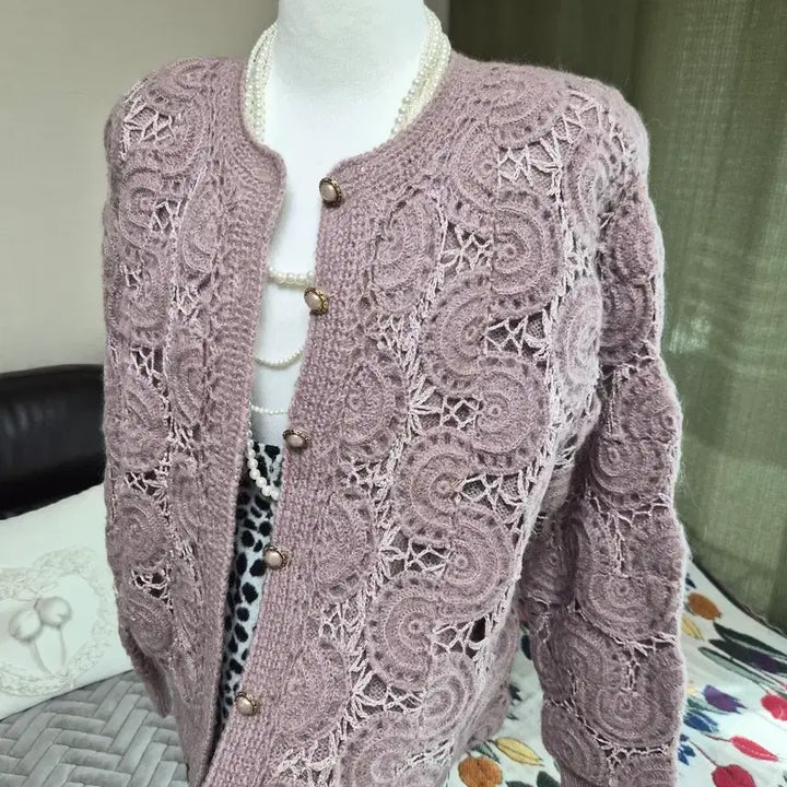 [BUNJANG] Loose Fit Embroidered Knit Jacket / [특가] 고퀄라인 전체 모티브자수 디테일 루즈핏 니트자켓