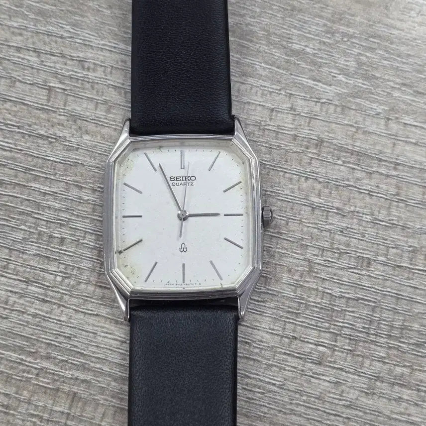 [BUNJANG] Seiko Vintage Quartz Watch / 세이코 빈티지 쿼츠 시계 가죽밴드