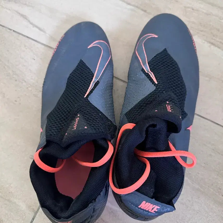 [BUNJANG] Nike Phantom Vision Pro DF FG Soccer Cleats / (270) 나이키 팬텀 비전 프로 DF FG 축구화