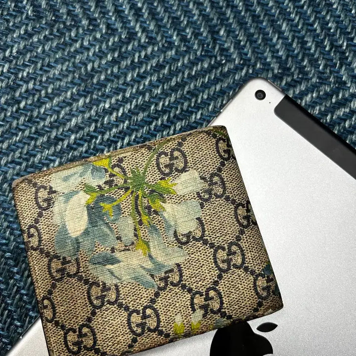 [BUNJANG] Gucci Bloom Ebony Blue Wallet / [정품/새상품급] 구찌 블룸 캔버스 에보니 블루 반지갑