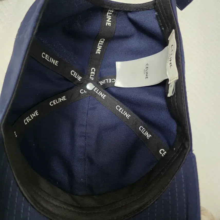 [BUNJANG] Celine Embroidered Navy Ball Cap / 졍품 셀린느 CELINE 자수 네이비 볼캡 모자