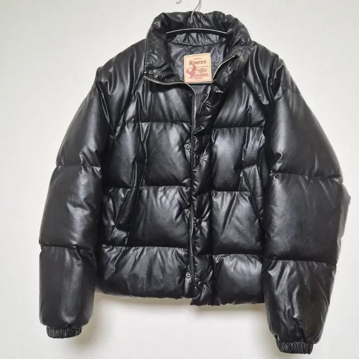 [BUNJANG] Ronron Down Leather Short Padded Jacket Black FREE / 론론 덕다운 레더 숏패딩 블랙 FREE