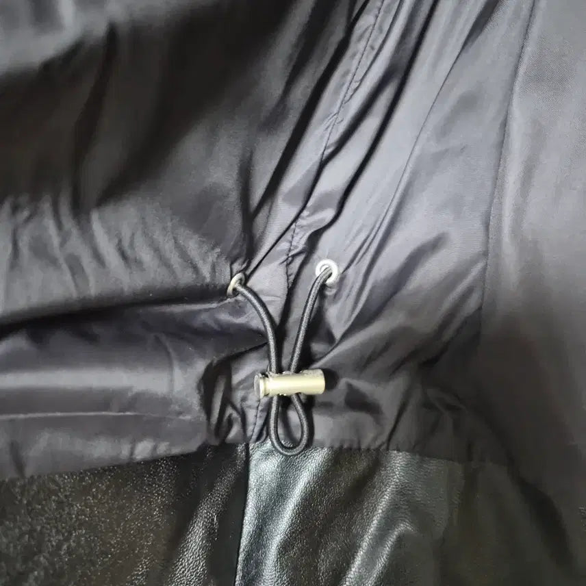 [BUNJANG] Ronron Down Leather Short Padded Jacket Black FREE / 론론 덕다운 레더 숏패딩 블랙 FREE