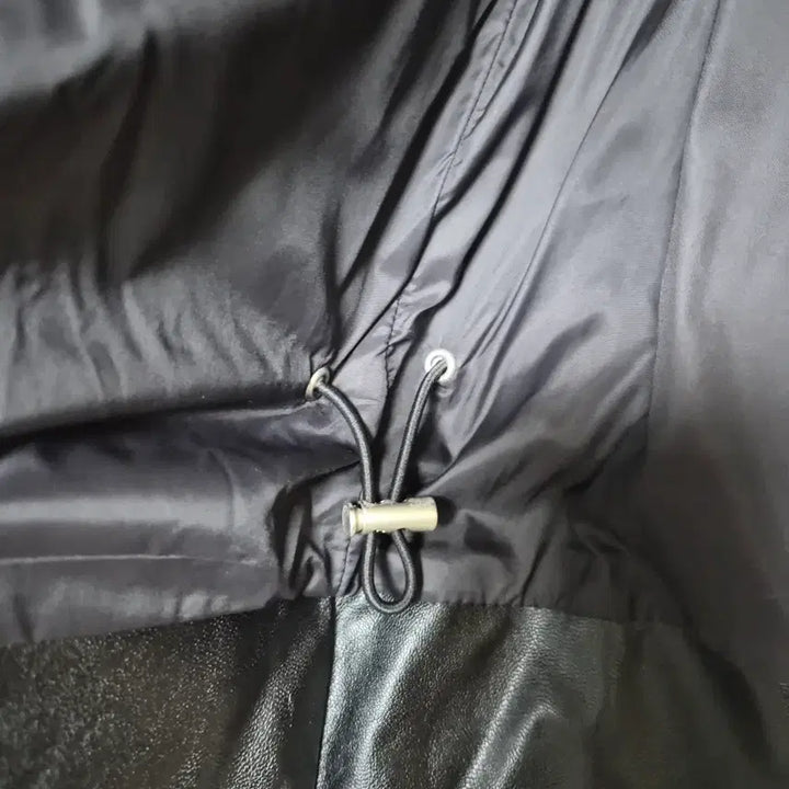 [BUNJANG] Ronron Down Leather Short Padded Jacket Black FREE / 론론 덕다운 레더 숏패딩 블랙 FREE