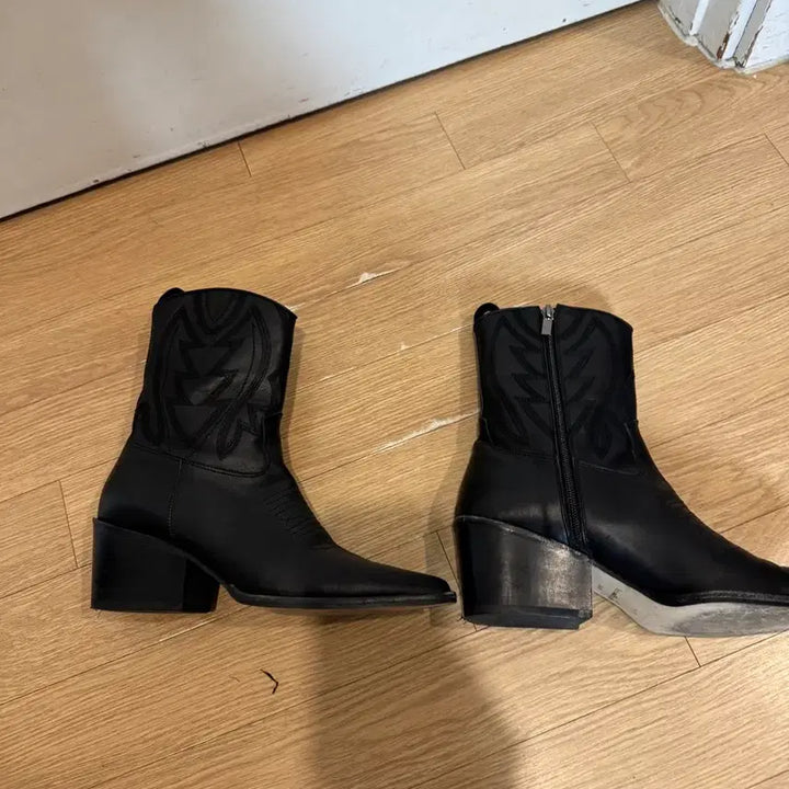 [BUNJANG] Bruhaha Western Boots 240 / 부루하하 웨스턴 부츠 240