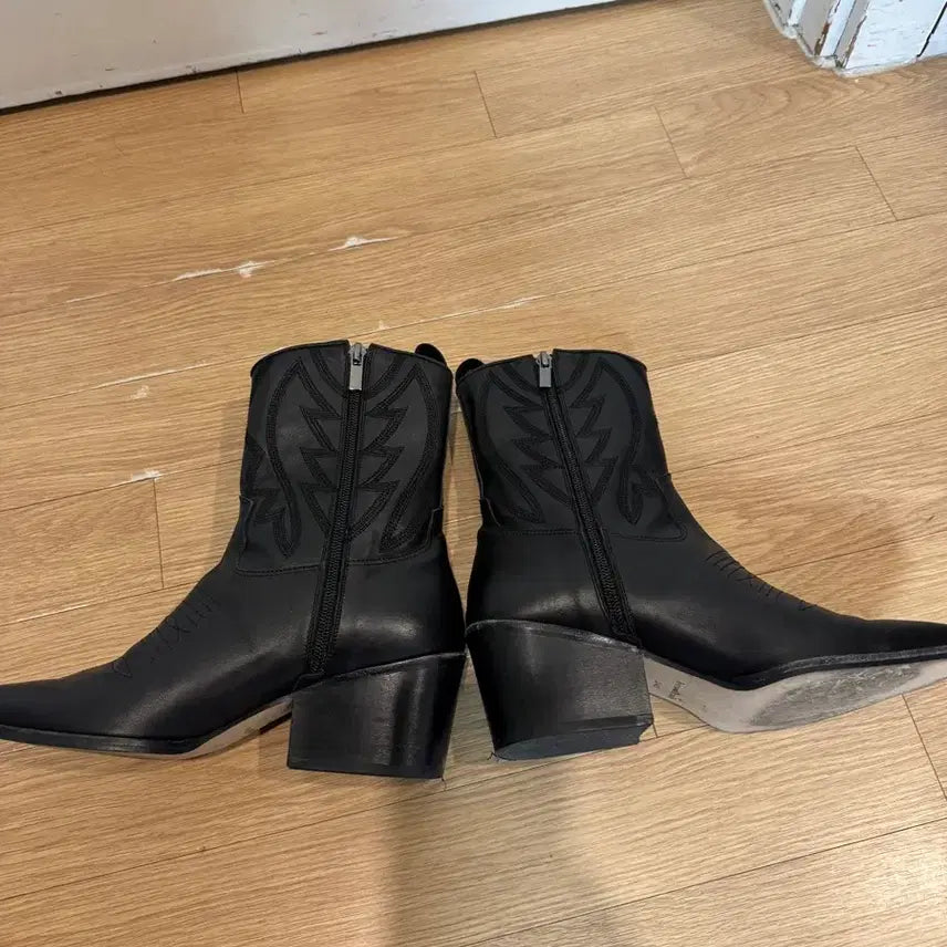 [BUNJANG] Bruhaha Western Boots 240 / 부루하하 웨스턴 부츠 240
