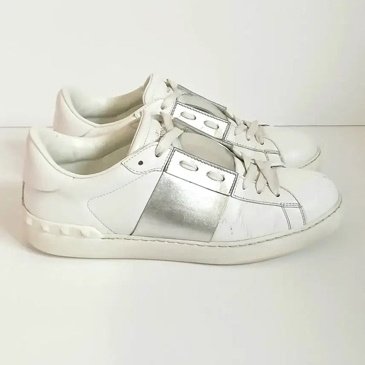 [BUNJANG] Valentino White Stud Sneakers / 발렌티노 화이트 스터드 스니커즈:43:275