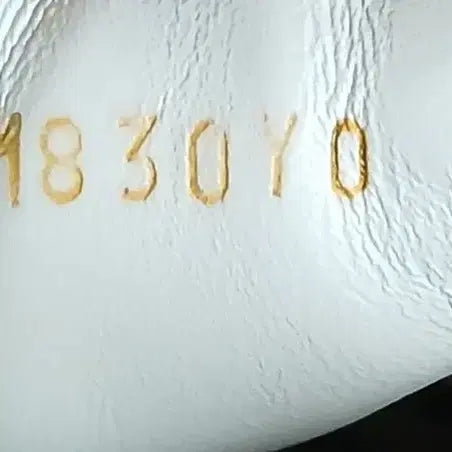 [BUNJANG] Valentino White Stud Sneakers / 발렌티노 화이트 스터드 스니커즈:43:275