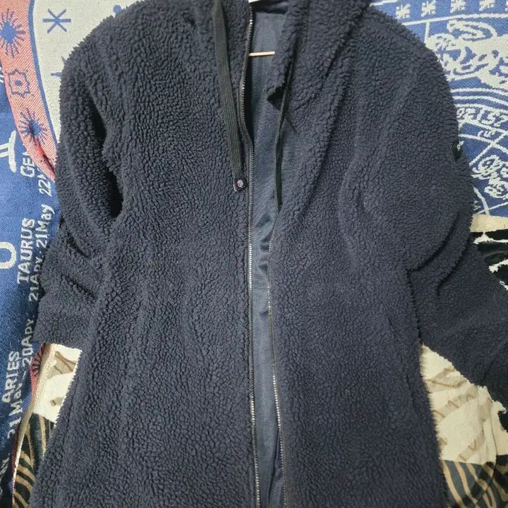 [SOLD OUT] 리복후리스 롱 후드 집업 네이비