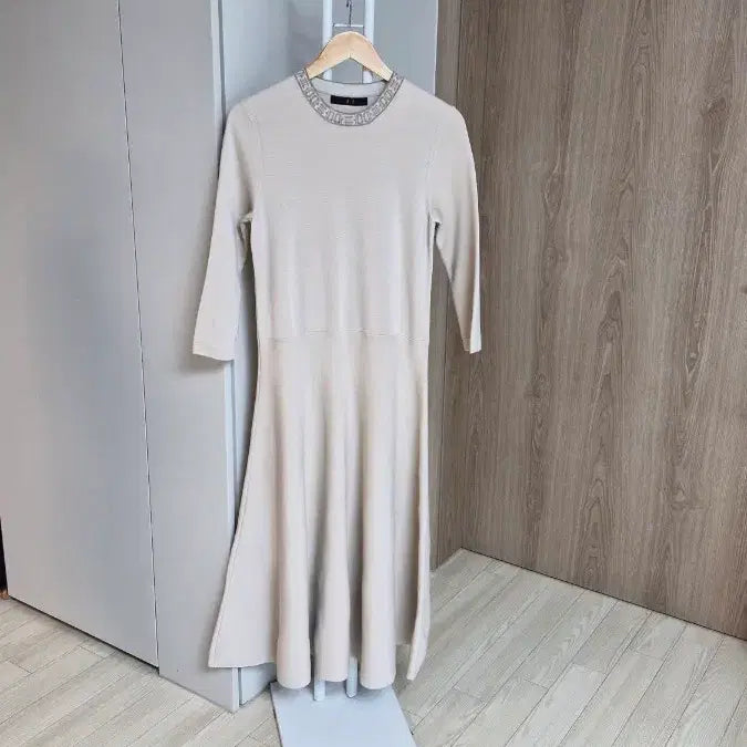 [BUNJANG] Neutral Knit Long Dress / 닥스(90/66)베이지 모100 니트롱원피스