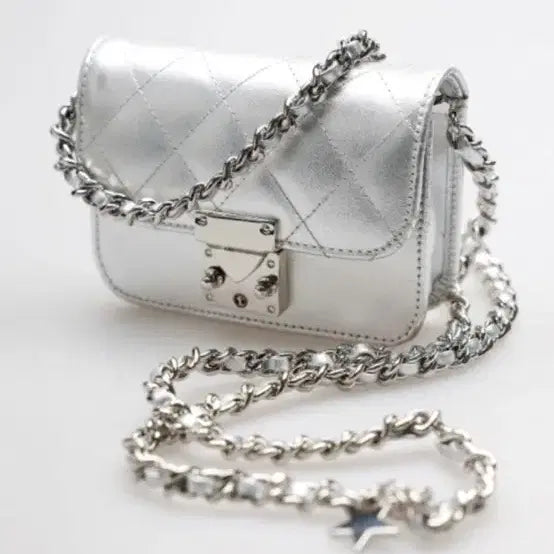 [BUNJANG] MY NMIXX Lily Chain Mini Crossbody Bag Silver / 마이아이코 릴리 체인 미니 크로스백 실버