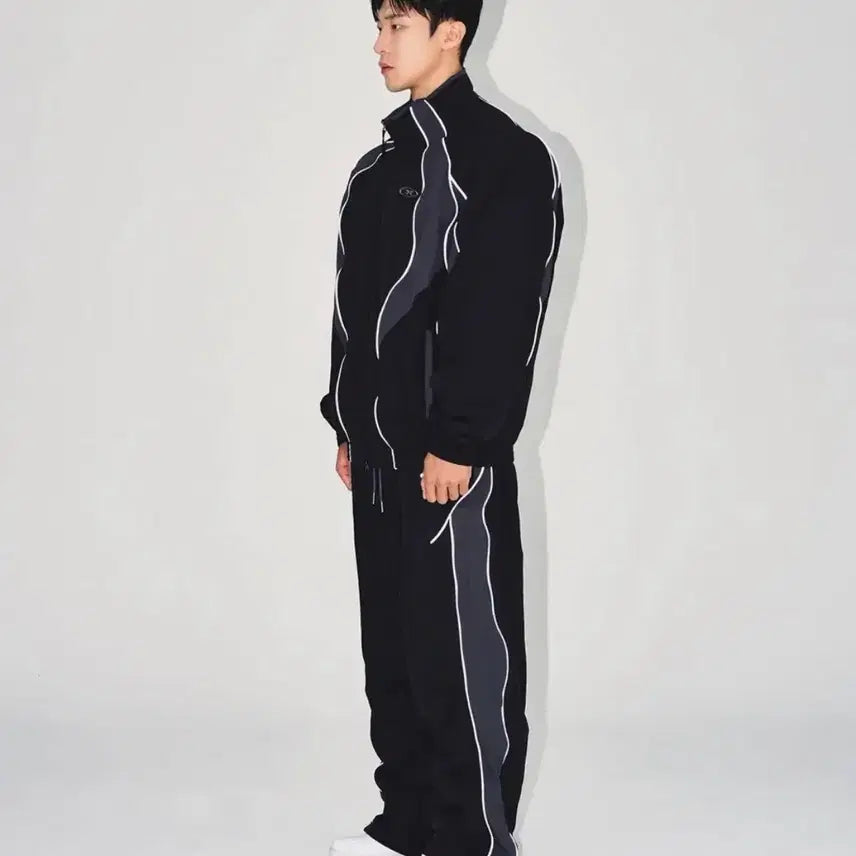 [SOLD OUT] 본투윈 나일론 셋업