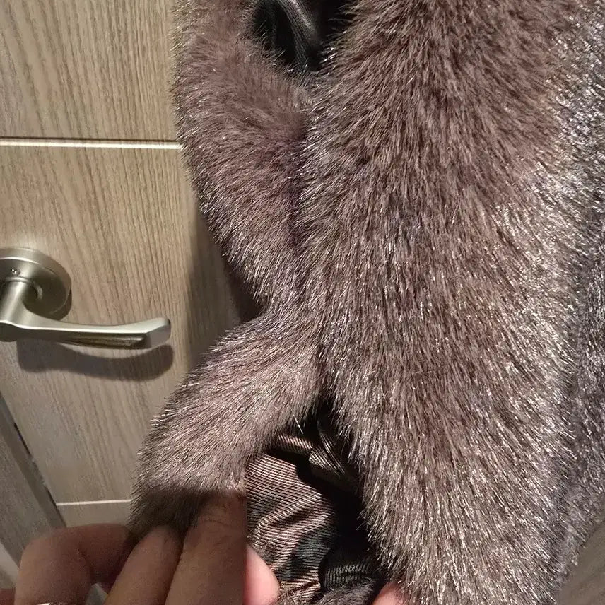 [BUNJANG] Forest Paper Fur Hood Vest / 포레스트 퍼 후드베스트