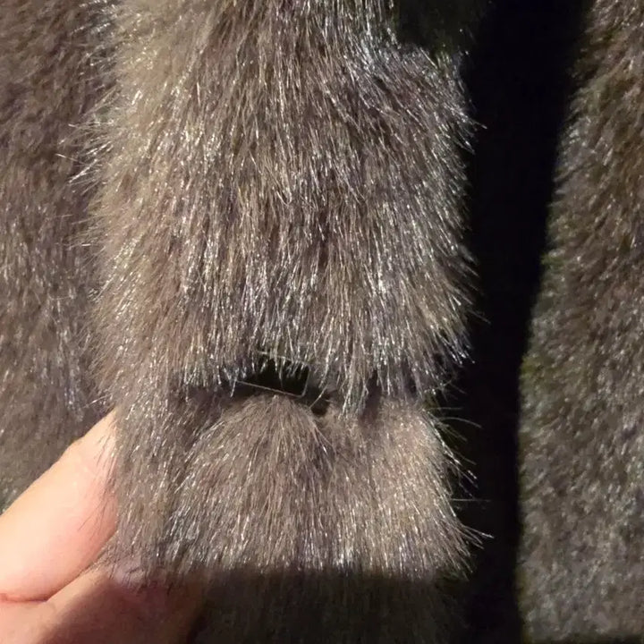 [BUNJANG] Forest Paper Fur Hood Vest / 포레스트 퍼 후드베스트