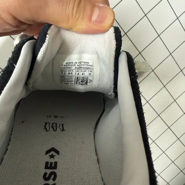 [BUNJANG] Converse One Star Ox Suede Sneakers / 컨버스 One Star Ox Suede Black Grey Tape