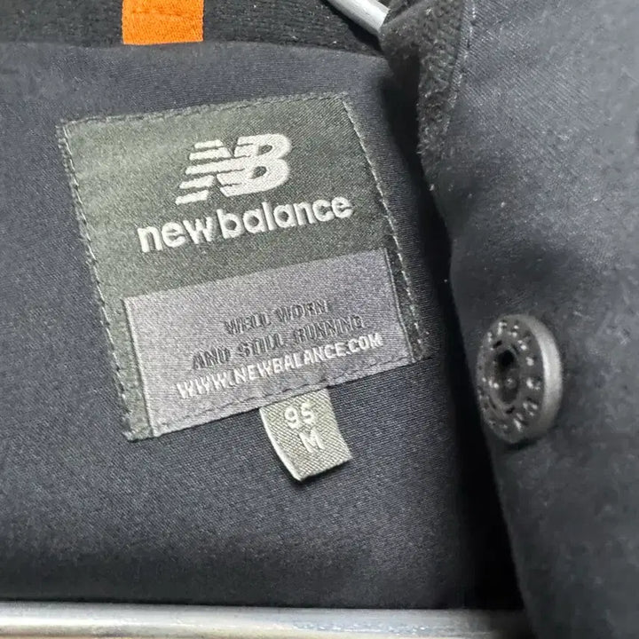 [BUNJANG] New Balance Patrol Down Jacket 95 Black / 뉴발란스 패트롤 다운 95 블랙