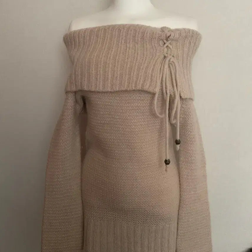 [BUNJANG] Vintage Off-Shoulder Knit Dress / 빈티지 오프숄더 니트 원피스