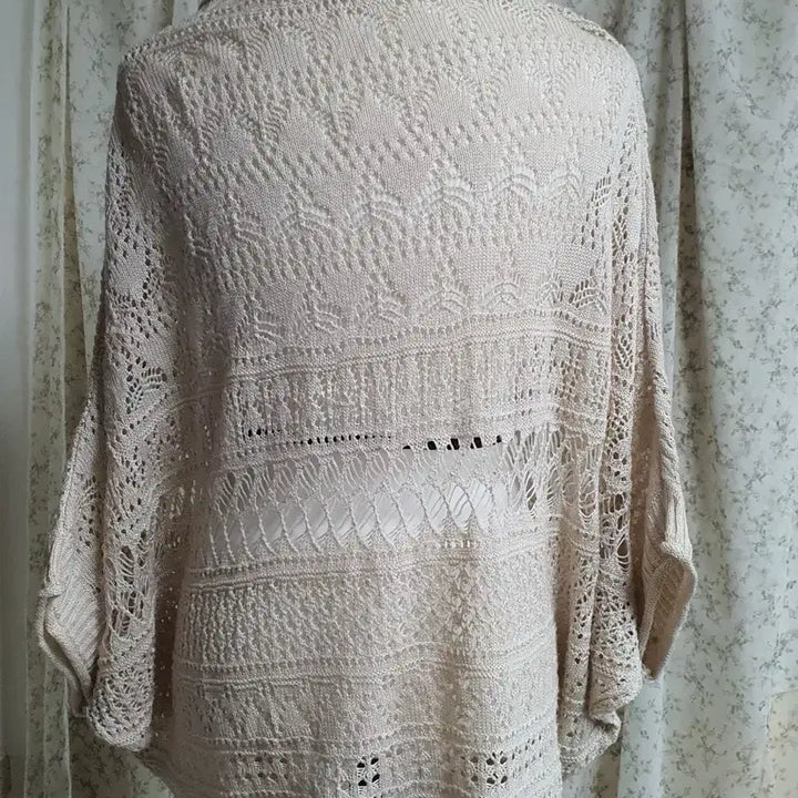 [BUNJANG] Vintage Ivory Punch Knit Cardigan / [일본빈티지] 아이보리 펀칭 니트 가디건 숏 Free