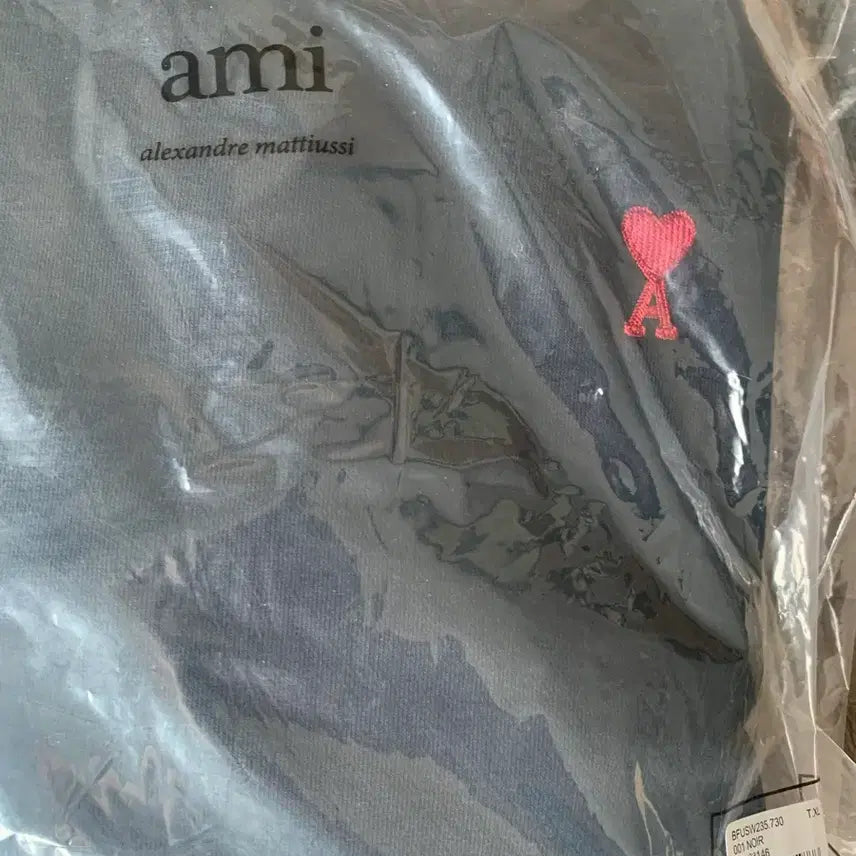 [BUNJANG] Ami Hooded Sweatshirt Black / 특가 QR인증*아미 후드티 블랙 미개봉 새상품