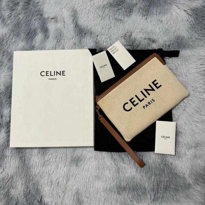 [BUNJANG] OS Celine Canvas Strap Clutch / [OS] 셀린느 캔버스 스트랩 클러치