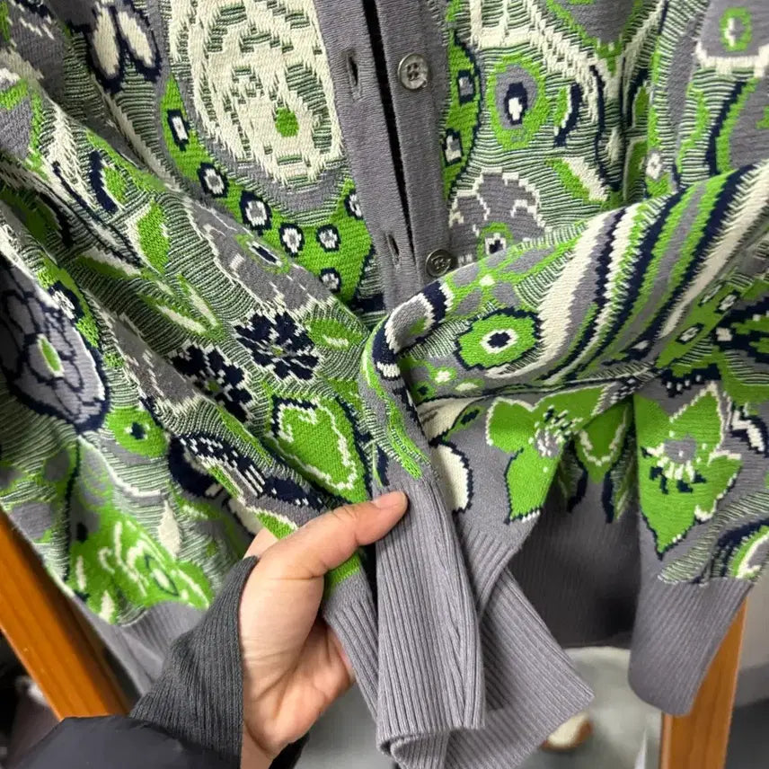 [BUNJANG] Geiger Cardigan / 가이거 가디건