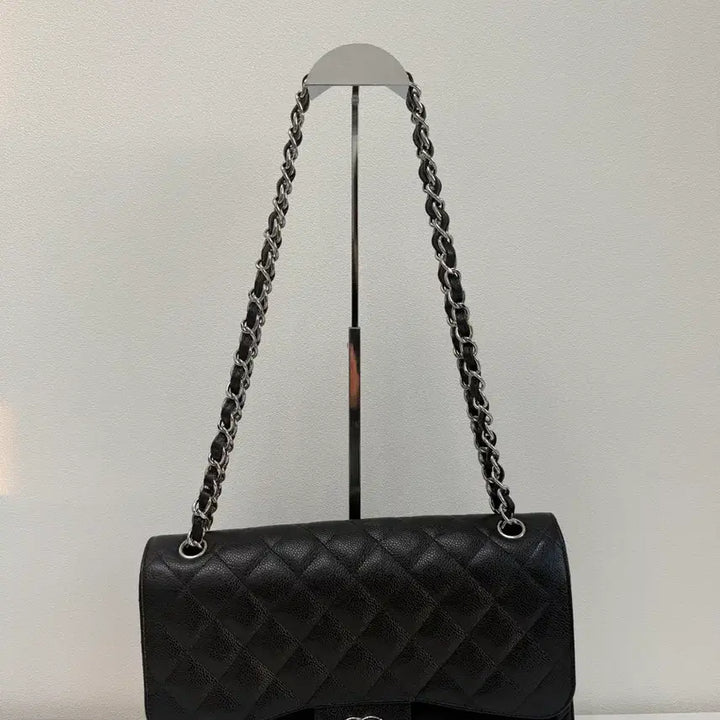 [BUNJANG] Chanel Classic Large Handbag / [정품/당일배송] 샤넬 클래식 라지 18번대