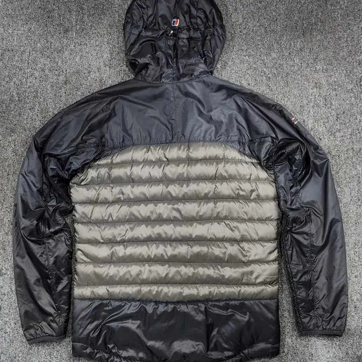 [BUNJANG] Berghaus Mount Asgard Goose Down Vintage Lightweight Padded Jacket M / 버그하우스 마운트 아스가르드 구스다운 빈티지 경량 패딩 자켓 M