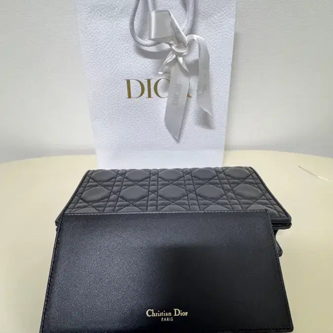 [BUNJANG] Dior Lady Dior Handbag / 백화점 (정품) 디올 레이디백 급처 영수증포함