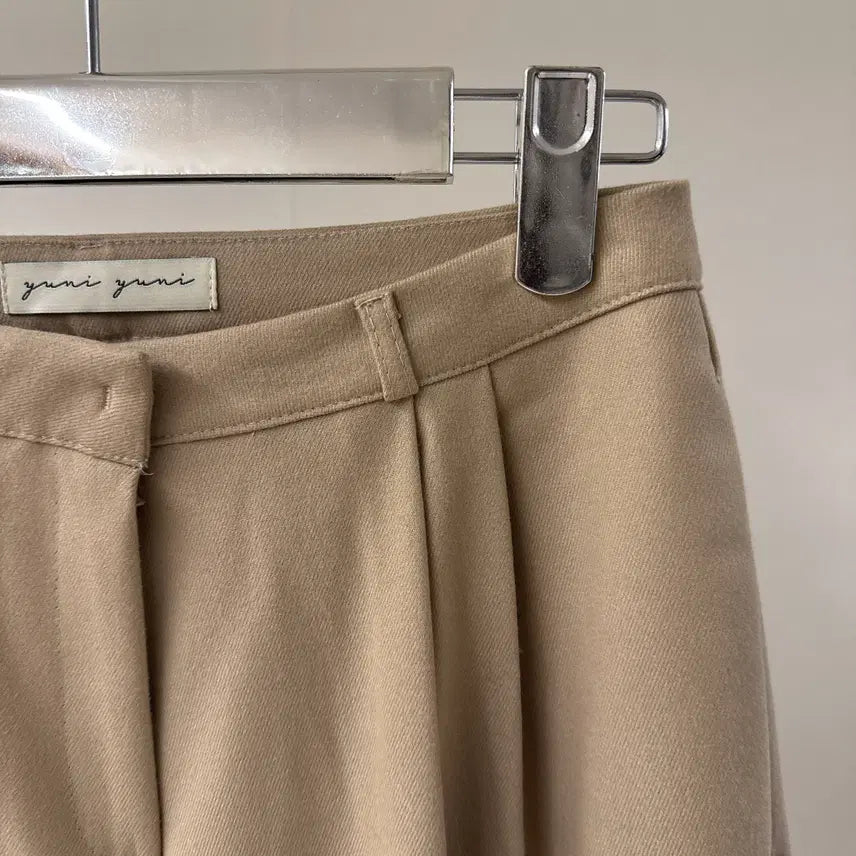 [BUNJANG] High-Waist Loose Fit Wide Slacks (B1632) / [원가이하세일] 하이웨스트 루즈핏 와이드 슬랙스 (B1632)