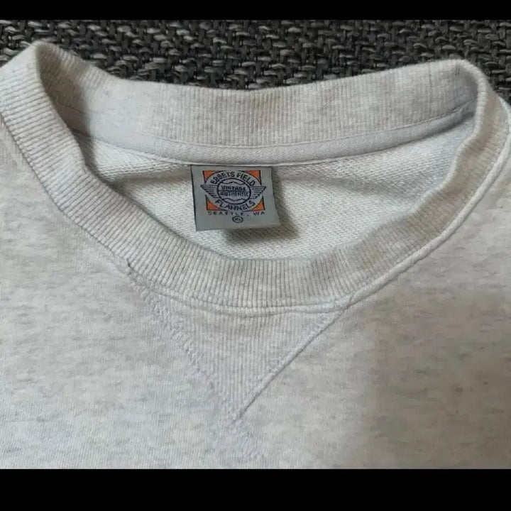 [BUNJANG] EBBETS FIELD Baseball Club Sweatshirt (L) / EBBETS FIELD 이벳필드 야구 클럽 맨투맨 (L)