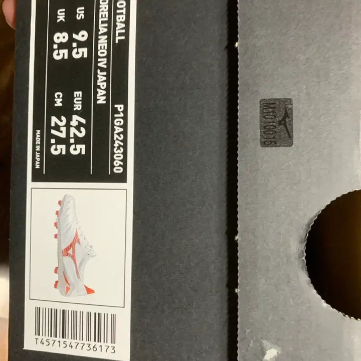 [BUNJANG] Mizuno Morelia Neo IV Japan Soccer Cleats / 미착용새상품) 미즈노 모렐리아 네오4 재팬 화이트 레드 캥거루가죽 275