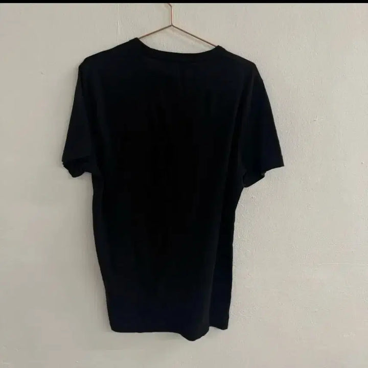 [SOLD OUT] 아베크롬비 스몰 로고 포인트 블랙 티셔트 M